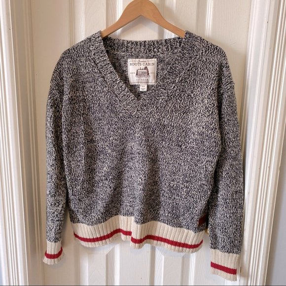 Roots women’s Cabin V Neck Sweater - size Small - Picture 2 of 9